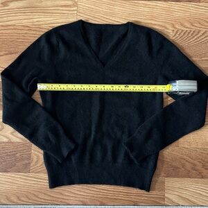No Tag 100% Black Cashmere Sweater